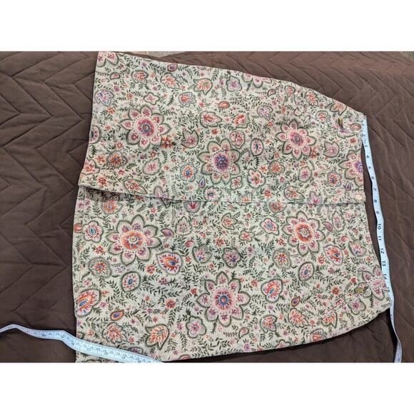 Courteroy mini skirt with floral and paisley mandala pattern by Talbot's size 14 - Picture 1 of 6